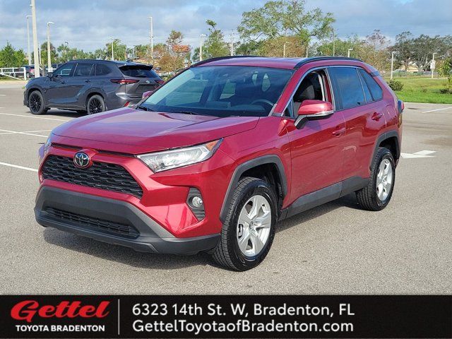 2020 Toyota RAV4 XLE