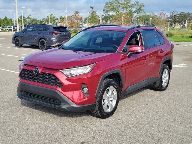 2020 Toyota RAV4 XLE