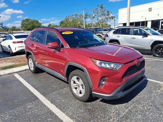 2020 Toyota RAV4 XLE