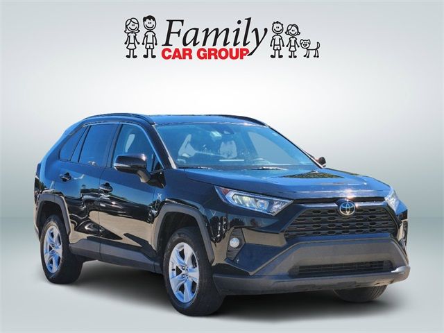 2020 Toyota RAV4 XLE