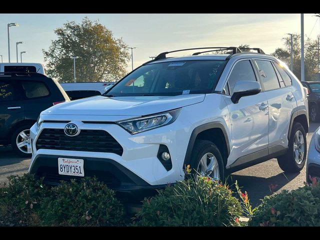 2020 Toyota RAV4 XLE