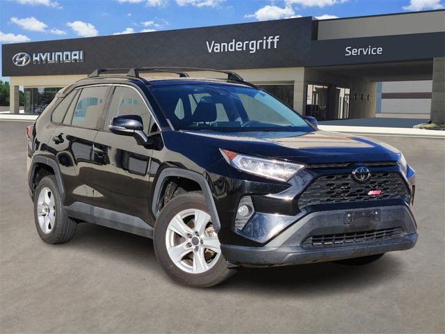 2020 Toyota RAV4 XLE