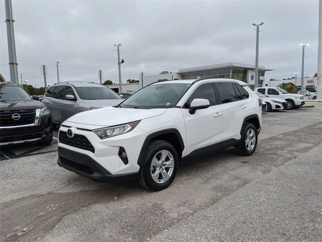 2020 Toyota RAV4 XLE