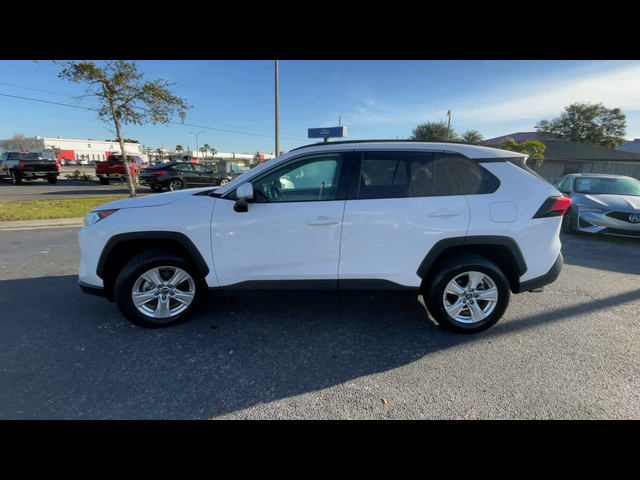 2020 Toyota RAV4 XLE