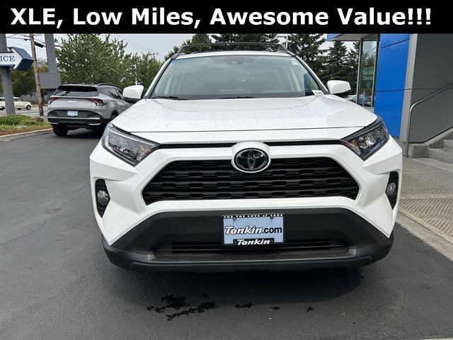 2020 Toyota RAV4 XLE