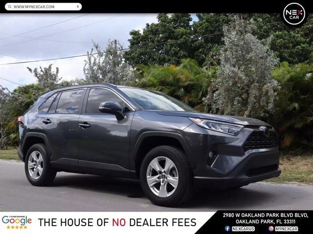 2020 Toyota RAV4 XLE