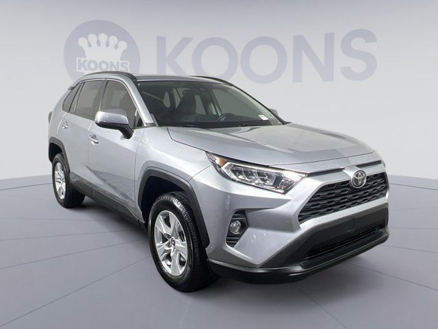 2020 Toyota RAV4 XLE