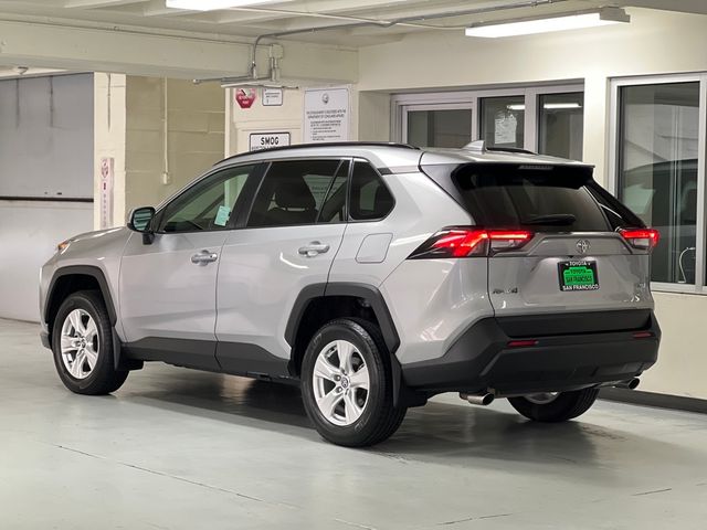 2020 Toyota RAV4 XLE