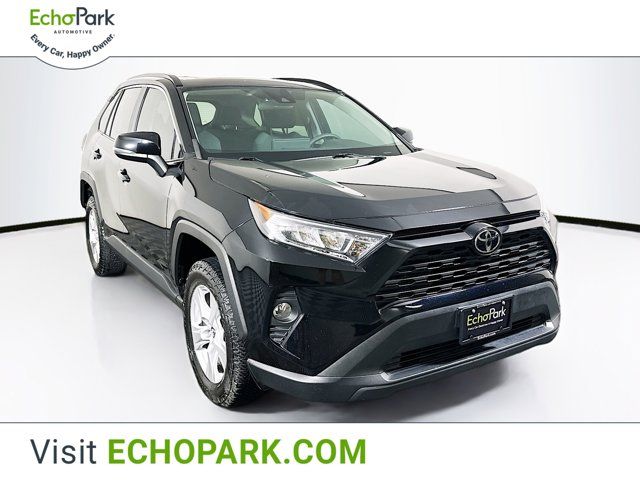 2020 Toyota RAV4 XLE