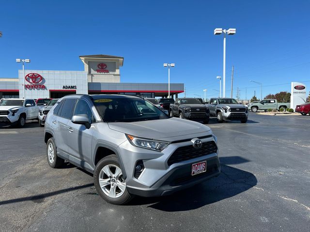 2020 Toyota RAV4 XLE