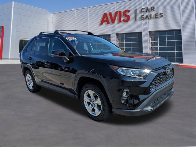 2020 Toyota RAV4 XLE