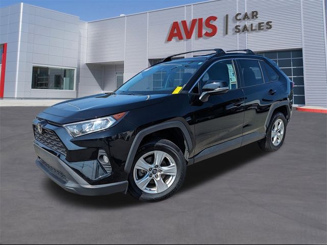 2020 Toyota RAV4 XLE