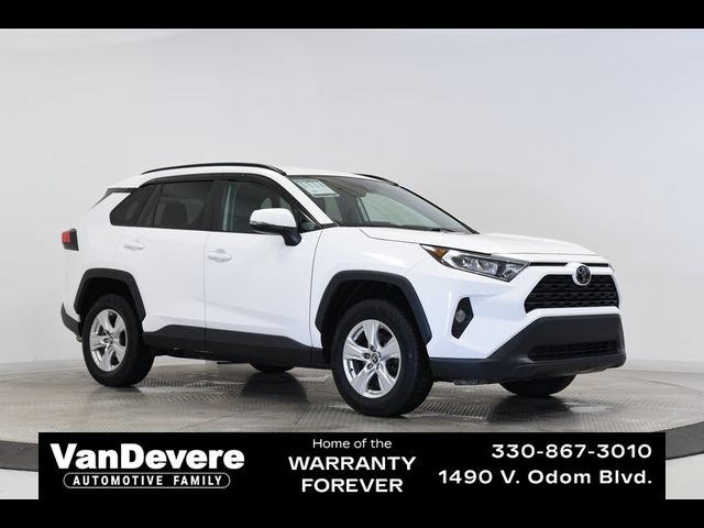 2020 Toyota RAV4 XLE
