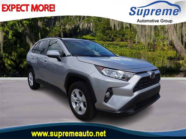 2020 Toyota RAV4 XLE