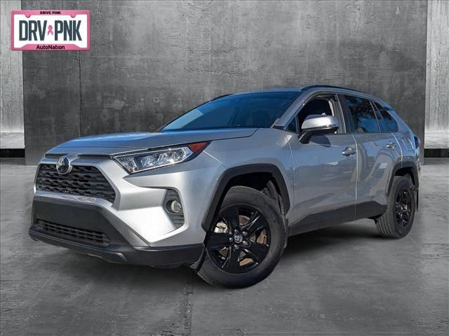 2020 Toyota RAV4 XLE