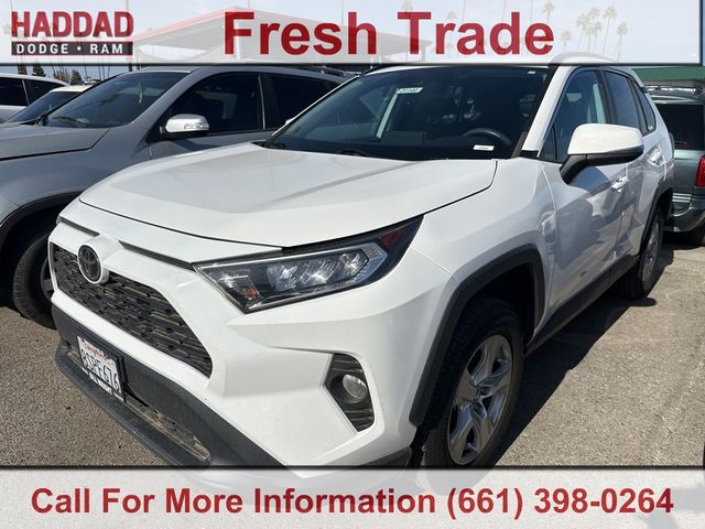 2020 Toyota RAV4 XLE