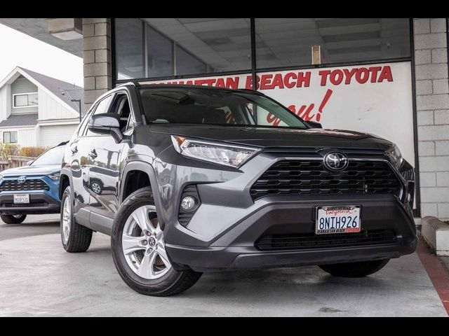 2020 Toyota RAV4 XLE