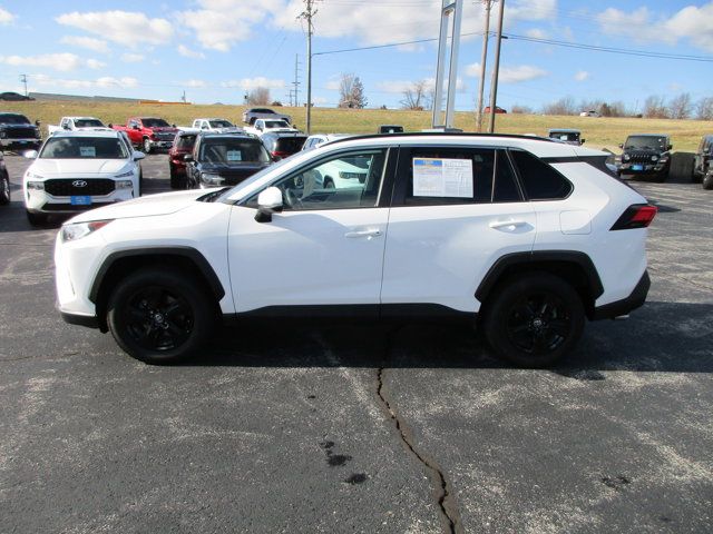 2020 Toyota RAV4 XLE