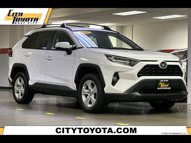 2020 Toyota RAV4 XLE