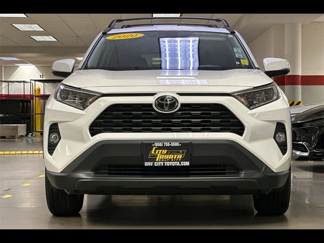 2020 Toyota RAV4 XLE