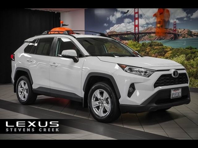 2020 Toyota RAV4 XLE