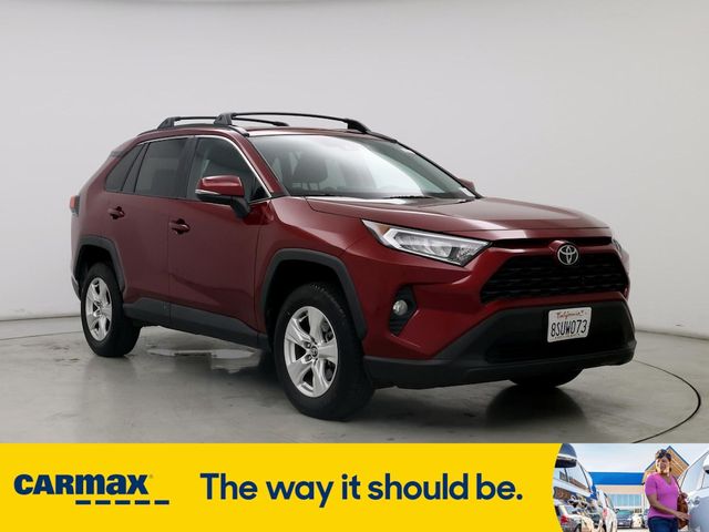 2020 Toyota RAV4 XLE