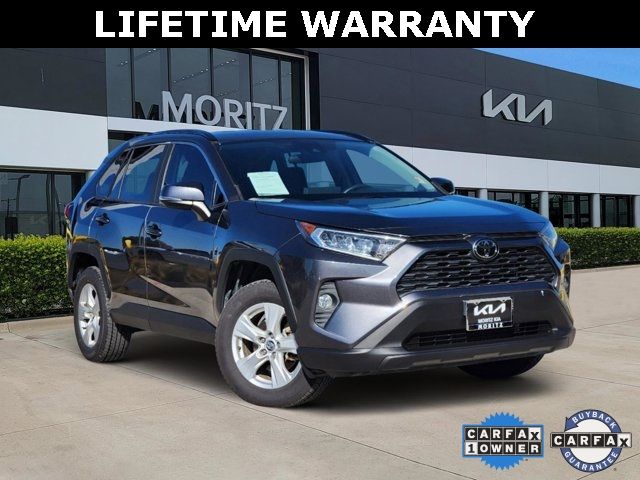 2020 Toyota RAV4 XLE