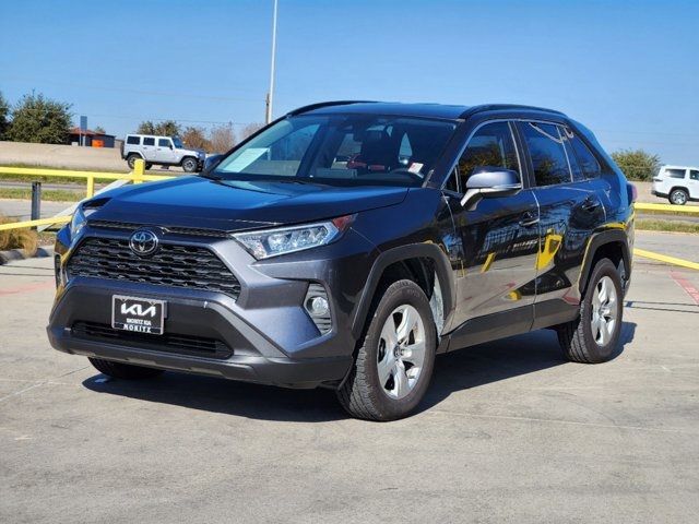 2020 Toyota RAV4 XLE