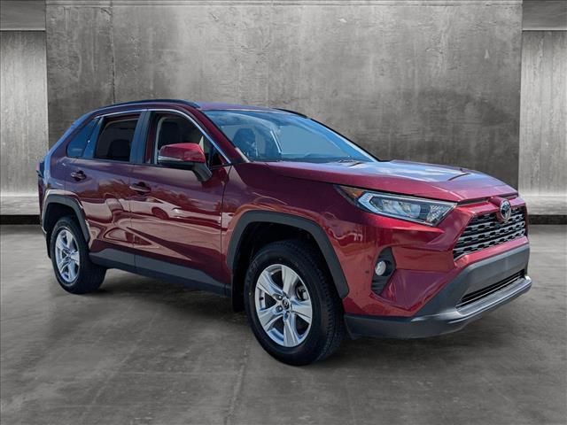 2020 Toyota RAV4 XLE