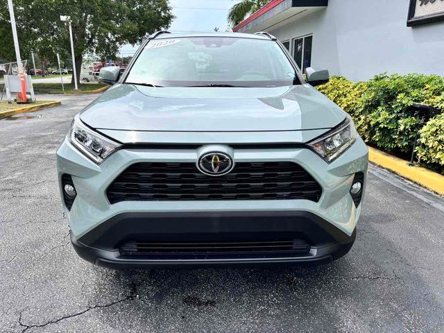 2020 Toyota RAV4 XLE