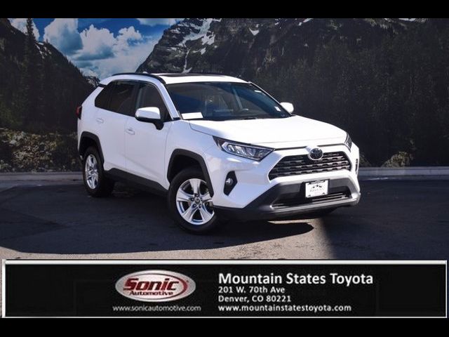 2020 Toyota RAV4 XLE