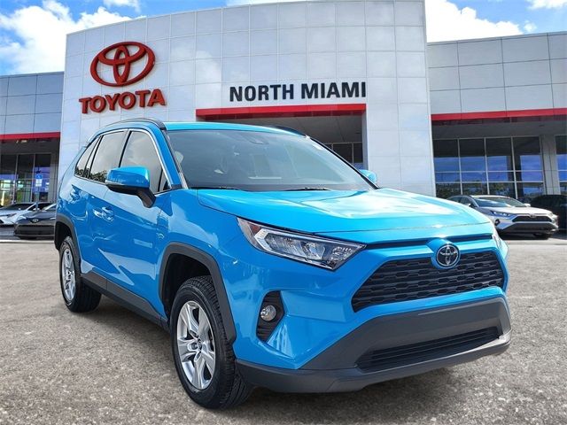 2020 Toyota RAV4 XLE