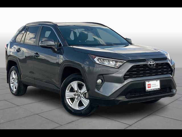 2020 Toyota RAV4 XLE