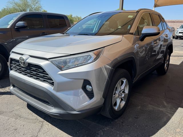 2020 Toyota RAV4 XLE