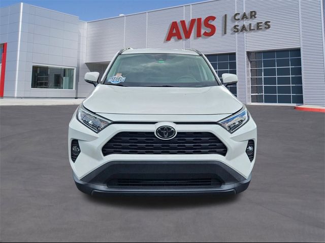 2020 Toyota RAV4 XLE