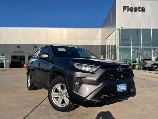 2020 Toyota RAV4 XLE