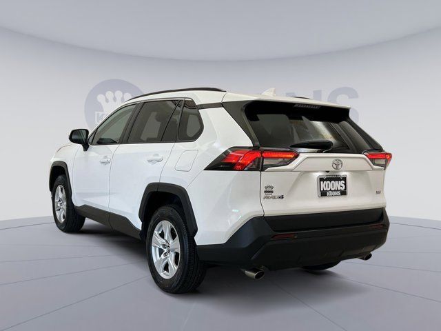 2020 Toyota RAV4 XLE