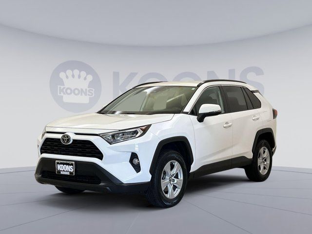 2020 Toyota RAV4 XLE