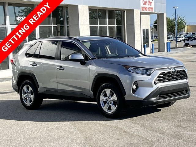 2020 Toyota RAV4 XLE