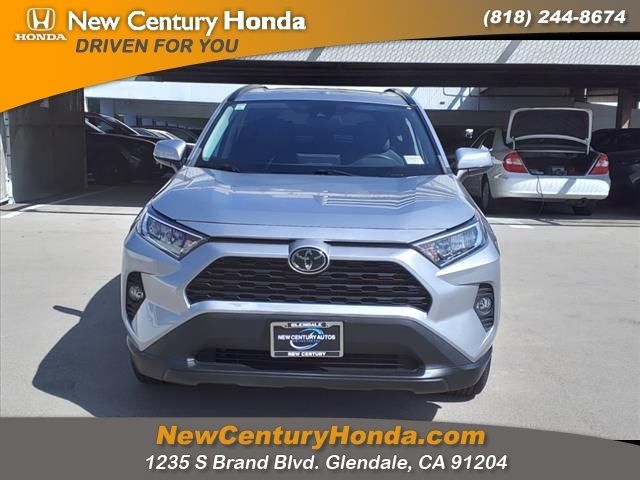 2020 Toyota RAV4 XLE