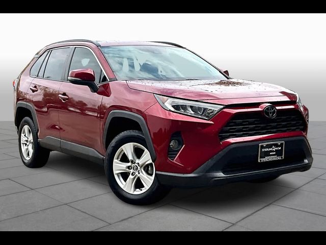 2020 Toyota RAV4 XLE