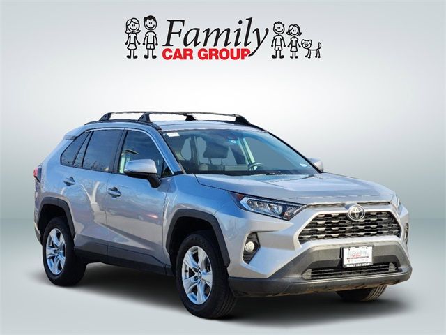 2020 Toyota RAV4 XLE