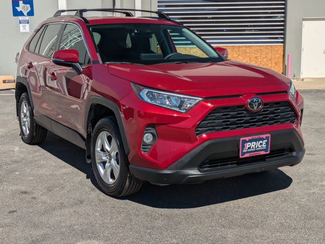 2020 Toyota RAV4 XLE