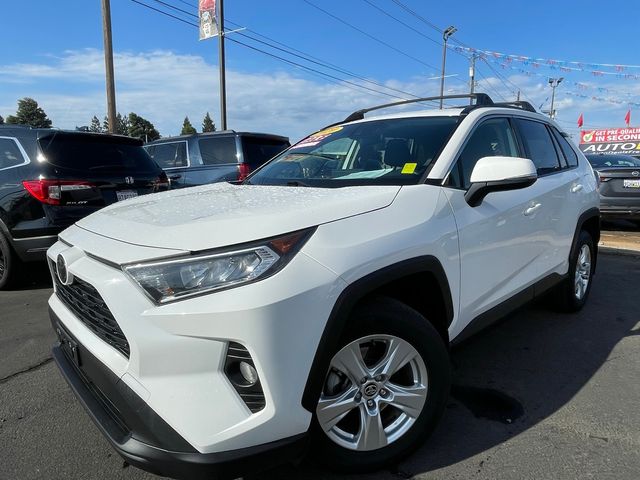 2020 Toyota RAV4 XLE