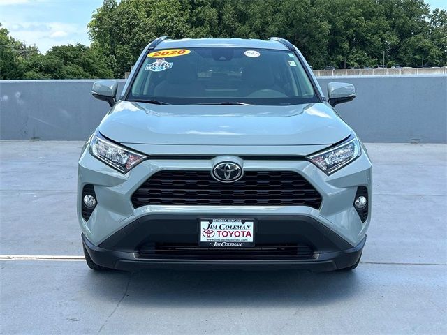 2020 Toyota RAV4 XLE