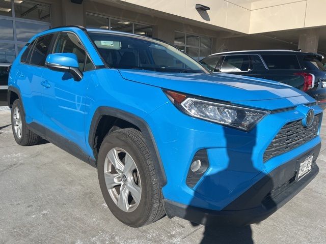 2020 Toyota RAV4 XLE