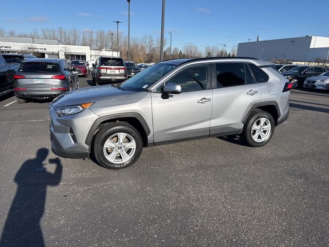 2020 Toyota RAV4 XLE