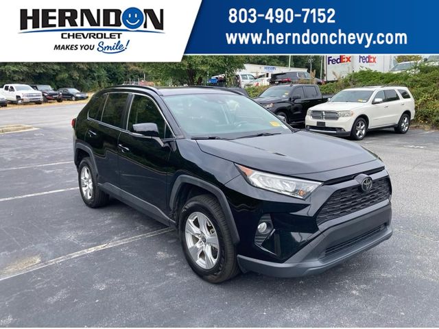 2020 Toyota RAV4 XLE