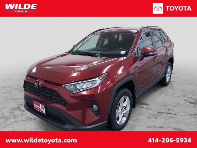 2020 Toyota RAV4 XLE