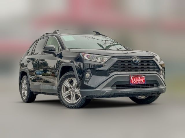 2020 Toyota RAV4 XLE